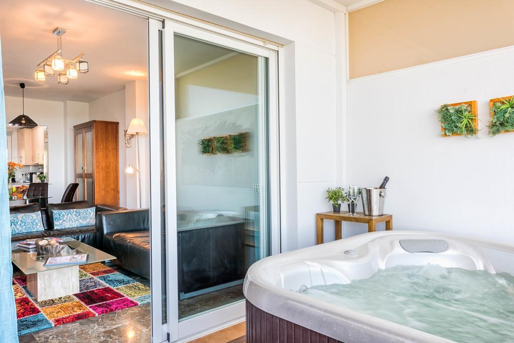 Carvajal Luxury Apartments - Free Parking Fuengirola Ngoại thất bức ảnh